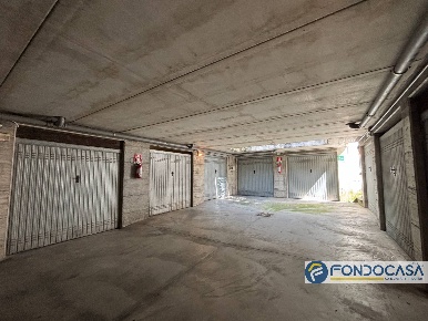 Foto Box a Palazzolo sull'Oglio Centro in vendita