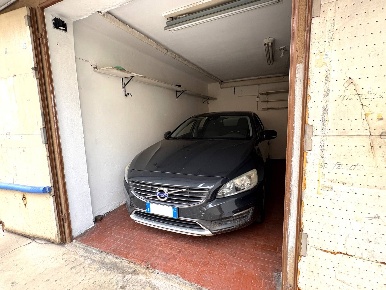 Foto Box in Via Bissuola, Venezia Mestre di 20 m² con 1 locali in vendita