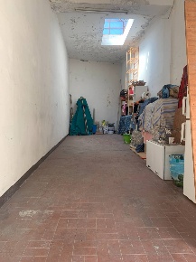 Foto Box in Via San Bernardino, Torino in vendita