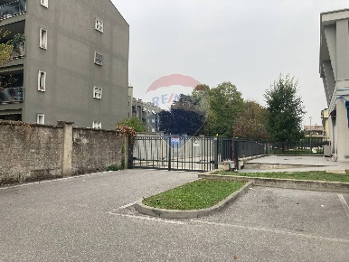 Foto Box in strada padana superiore, Cernusco sul Naviglio in vendita