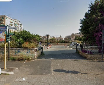 Foto Box in via Antonio Pacinotti, Roma in vendita