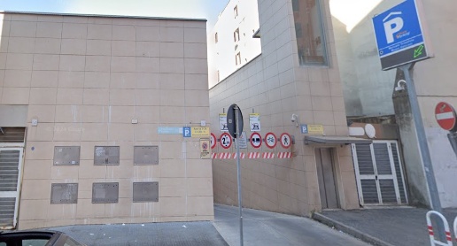 Foto Box in via Tunisi, Roma in vendita