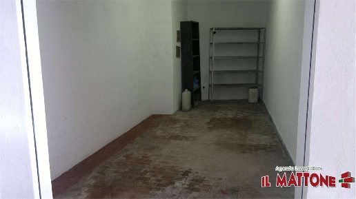 Foto Box a Campomorone in vendita