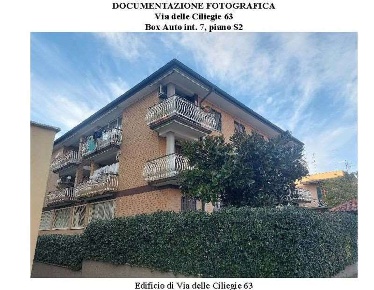 Foto Box in Via delle Ciliegie 63, Roma in vendita