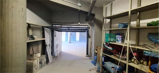 Foto Box a Prato di 20 m² con 1 locali in vendita