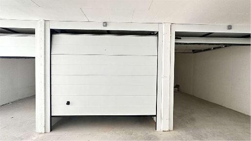 Foto Box in VIALE VERONA 150, Trento San Bartolomeo di 20 m² con 1 locali