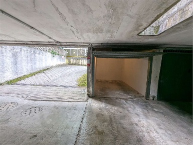 Foto Box in Via del Faiti 13, Gorizia Centro di 15 m² con 1 locali