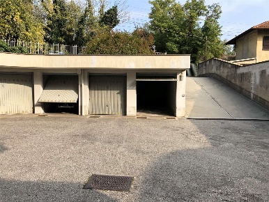 Foto Box in Corso Sempione 36, Gallarate in vendita