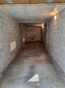 Foto Box in Via Belgiosioso 6, Erba in vendita