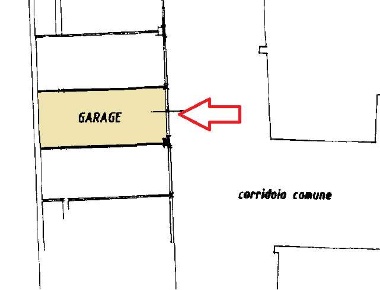 Foto Box in Via Nino Tavoni, Vignola Centro di 9 m² in vendita