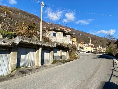 Foto Box in Via Valle Antrona x, Villadossola in vendita