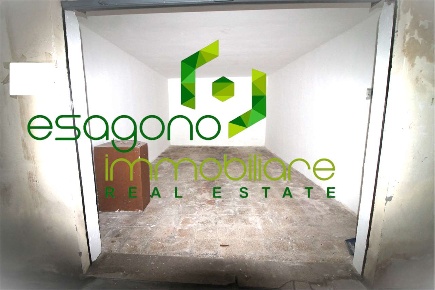 Foto Box a Siracusa di 21 m² con 1 locali in vendita