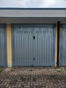 Foto Box in Via 24 Maggio  52, Romentino di 14 m² con 1 locali in vendita