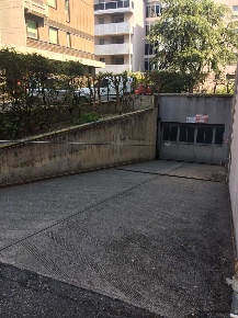 Foto Box in Via Garibaldi 62, Monfalcone Centro di 38 m² con 2 locali