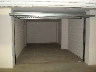 Foto Box in Via Cristoforo Colombo 38, Forlì in vendita