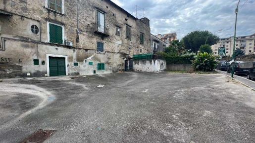 Foto Box a Calvizzano in vendita