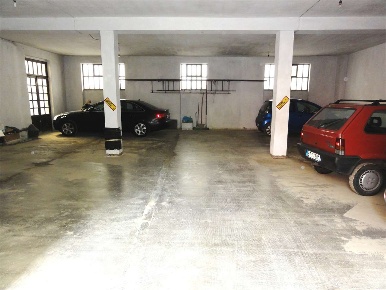 Foto Box a Cairo Montenotte di 160 m² con 1 locali in vendita