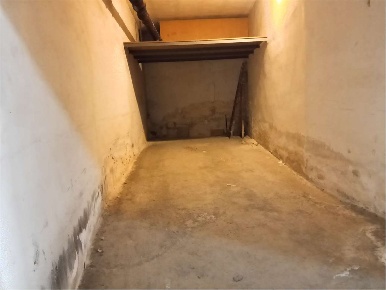 Foto Box a Bitonto di 22 m² con 1 locali in vendita