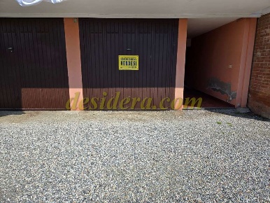Foto Box a Castelletto sopra Ticino di 20 m² con 1 locali in vendita
