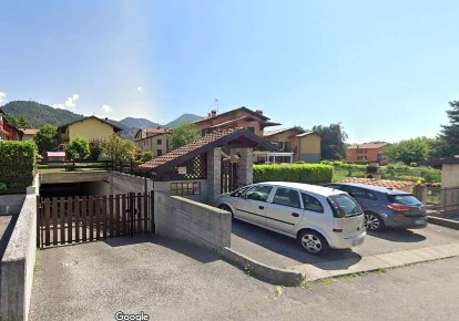 Foto Box in Via Maninetti, Rovetta in vendita