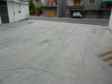 Foto Box in Via Carducci, Borghetto Santo Spirito di 20 m² con 1 locali