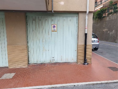 Foto Box in via Palermo, Ceriale Centro di 16 m² con 1 locali in vendita
