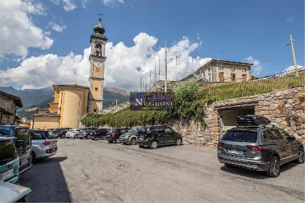 Foto Box in Piazza Trento, Gromo in vendita