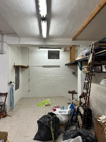 Foto Garage a Follonica di 70 m² in vendita