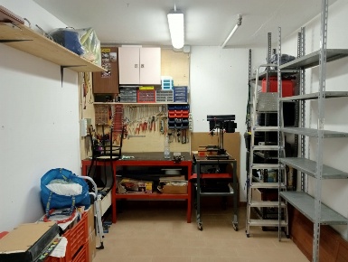 Foto Box a Follonica di 19 m² in vendita