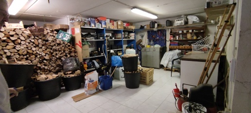 Foto Garage a Vicchio di 31 m² con 1 locali in vendita