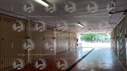 Foto Box in Via Privata Neghelli, Alassio di 21 m² con 1 locali in vendita