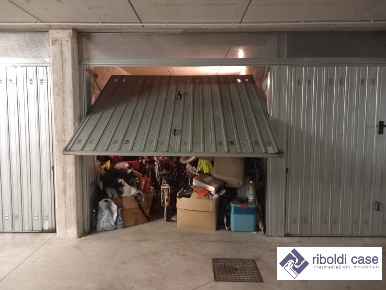 Foto Box a Seregno Quattro Strade di 15 m² in vendita