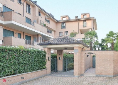 Foto Garage in VIA TRENTO, Seregno Sant'Ambrogio di 20 m² con 1 locali