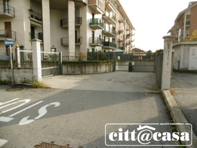 Foto Box in VIA EUGENIO CLARA, Chivasso Centro di 13 m² con 1 locali