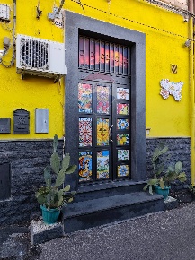 Foto Appartamento in Via Stazzone, Catania Cibali di 75 m² con 6 locali