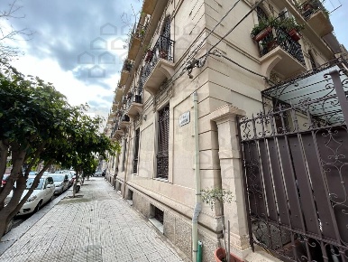 Foto Garage in via placida, Messina Garibaldi di 50 m² con 2 locali
