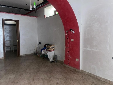Foto Negozio in Via dell'Archivio 13, Vicovaro Centro di 60 m² in vendita