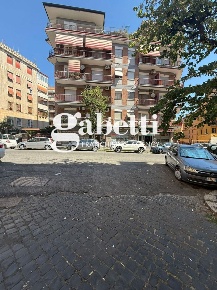 Foto Box in SAMPIERO DI BASTELICA, Roma in vendita