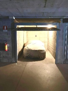 Foto Box a Caravaggio in vendita