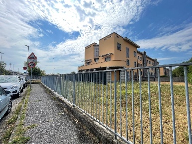 Foto Box in Via Salvo D'acquisto 1, Gessate in vendita