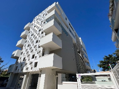 Foto Box in MONTE SABOTINO, Bari Palese di 14 m² in vendita