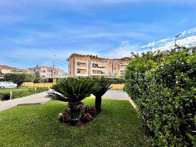 Foto Box in Via Toscana s.n.c 0, Montecorvino Pugliano di 20 m² in vendita