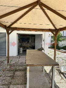 Foto Box a Livorno in vendita