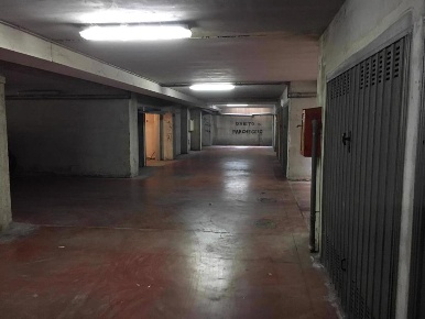 Foto Box in Via Appia 238, Brindisi in vendita