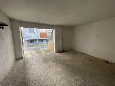 Foto Box in Via martiri d'Italia 80, Caluso Centro in vendita