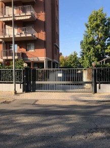 Foto Box in Via adda 5, Rivoli Fratelli Cervi - Repubblica in vendita
