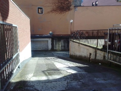 Foto Box in Via San Sepolcro 11, Piacenza Via Taverna - Ospedale di 18 m²