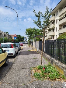 Foto Box in Giuseppe Mazzini, Gessate in vendita