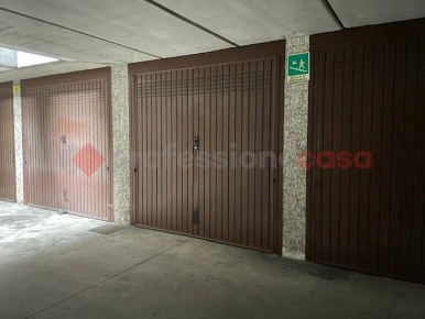 Foto Box in Viale Liberazione 36, Corsico di 15 m² con 1 locali in vendita