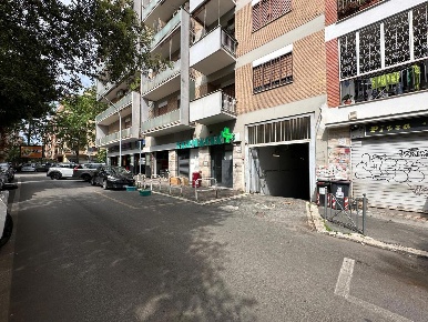 Foto Box in Quinto Sertorio, Roma in vendita